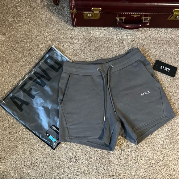 Alpha Forward Sweat Shorts NWT - Picture 5 of 13